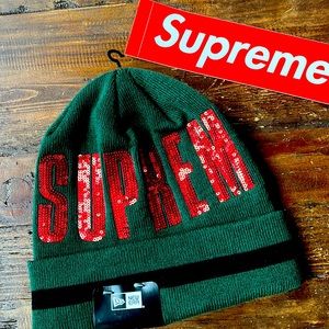 💚❤️SUPREME HAT BEAND NEW